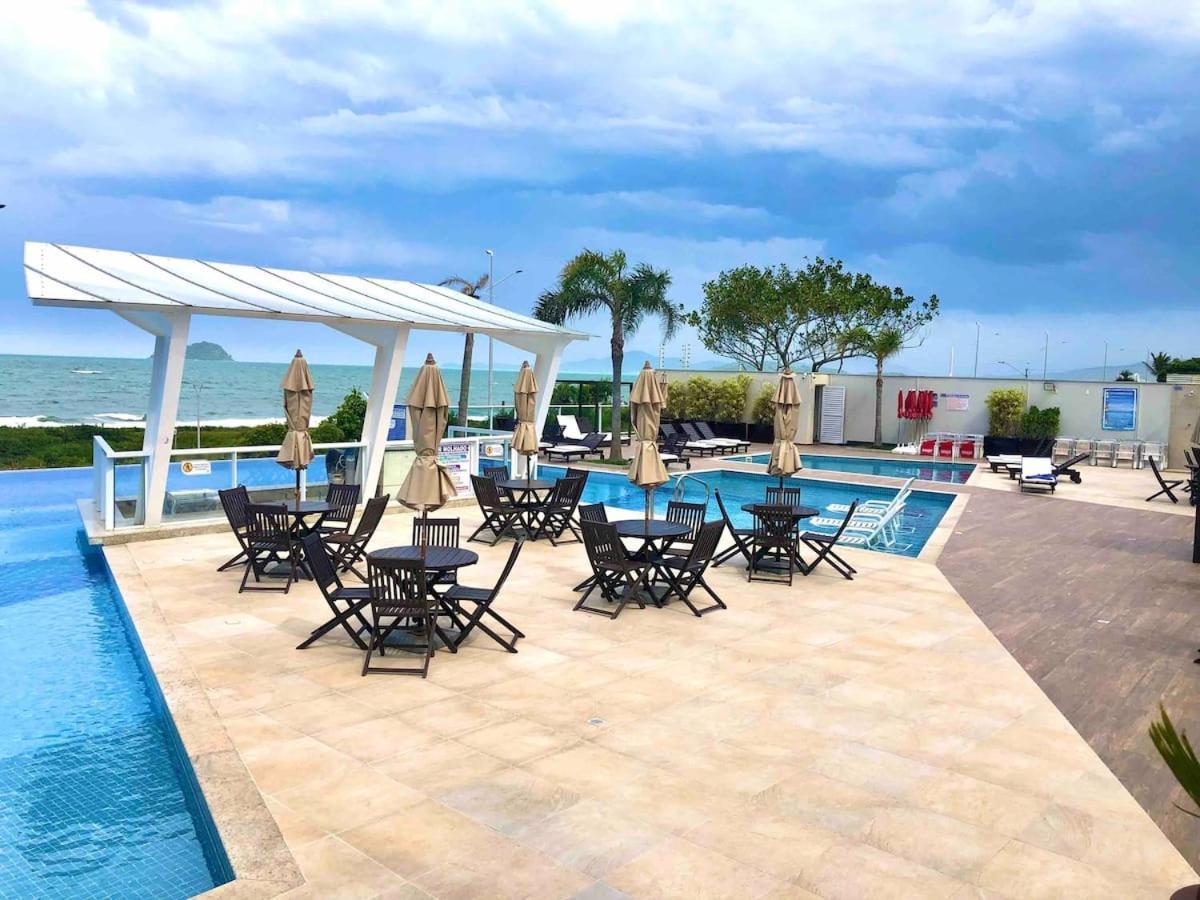 Piçarras Ape Estilo Resort C/ Pe Na Areia E Vista Mar, Proximo Ao Beto Carrero מראה חיצוני תמונה